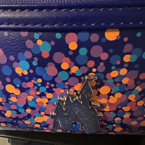 Lounge, fly, backpack - Picture 2 of 2